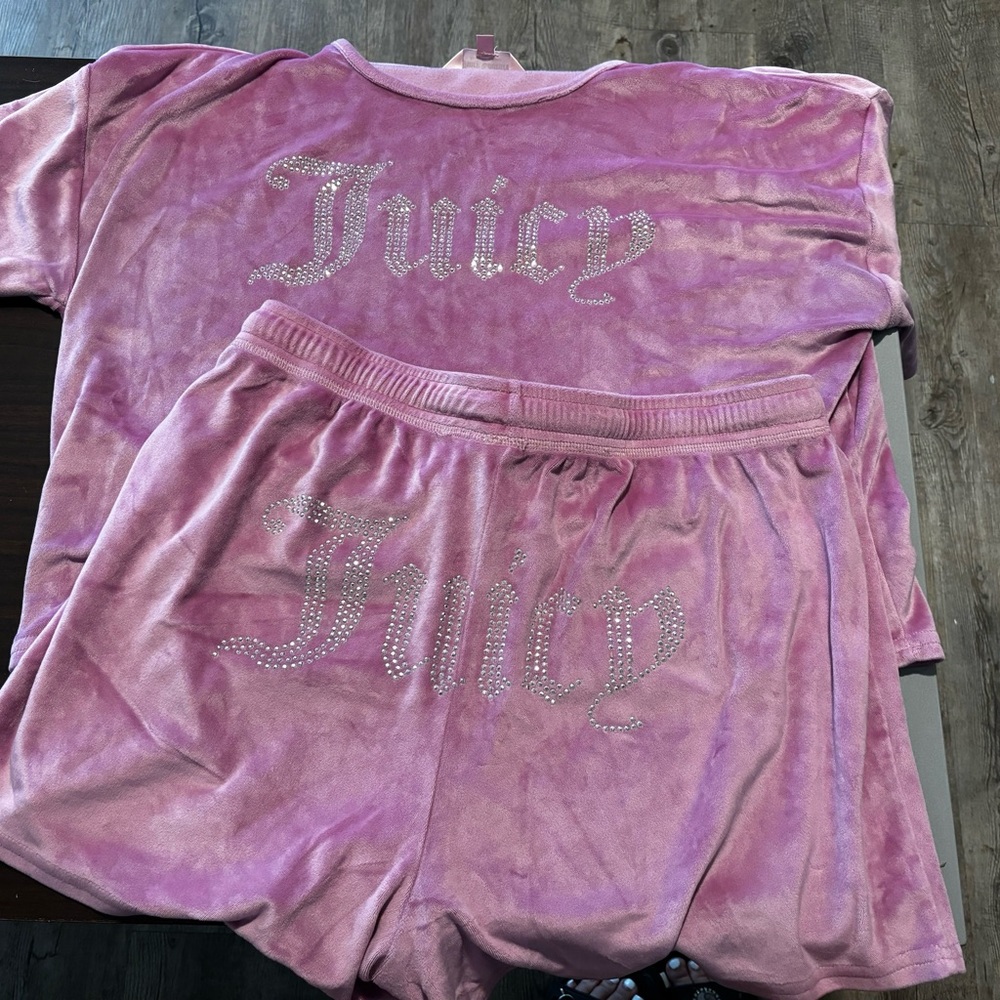 Juicy couture pajama set